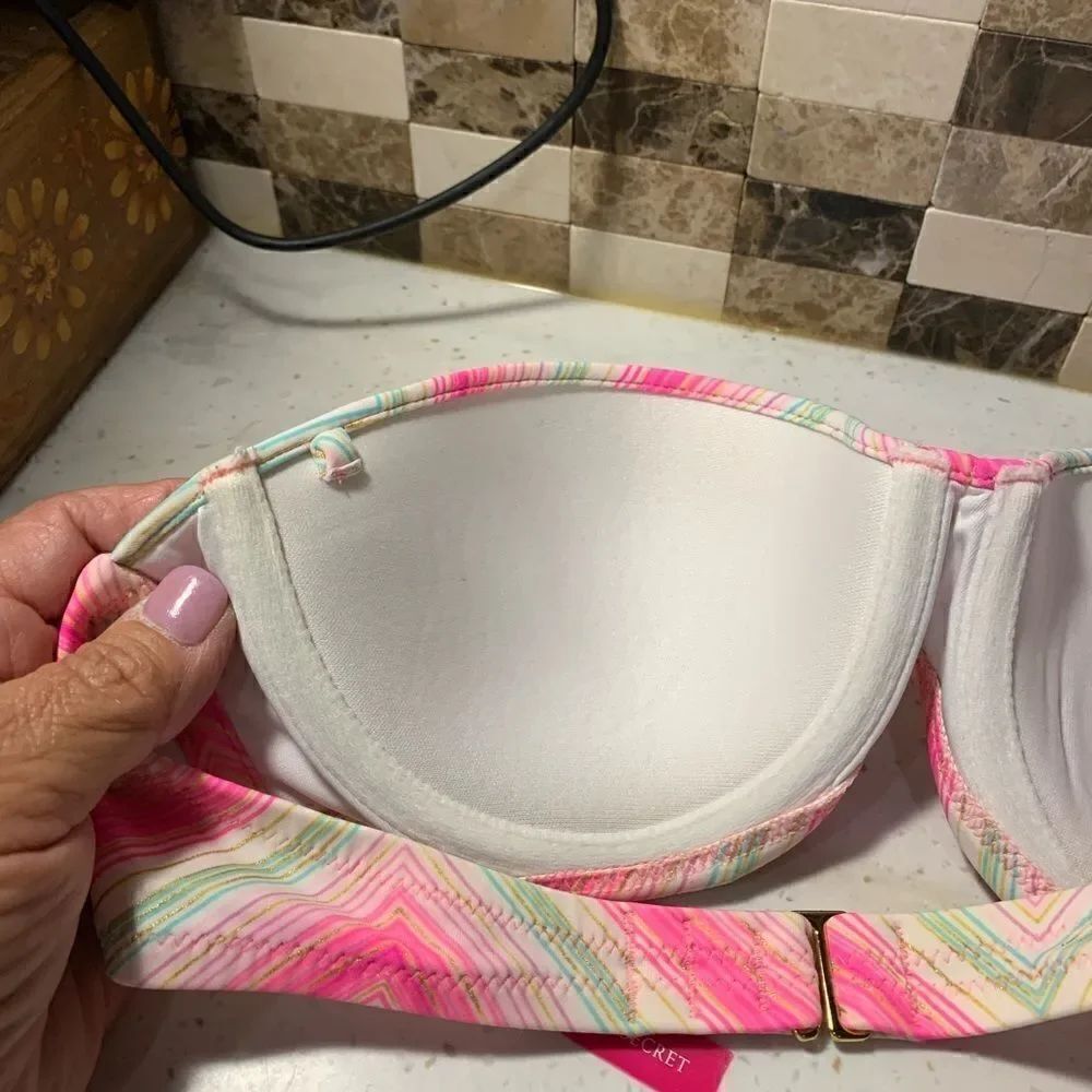Victoria’s Secret Bikini Top - Picture 3 of 4